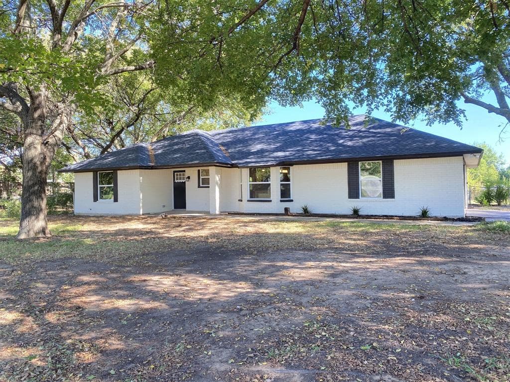 8132 County Road 518