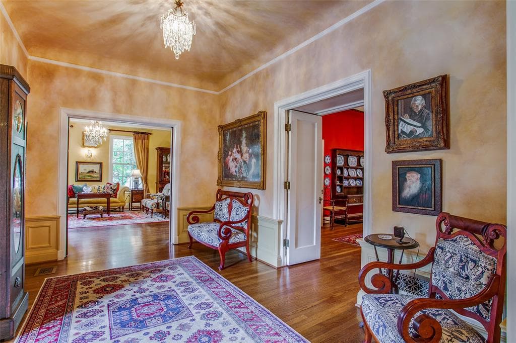 Gallery image 4