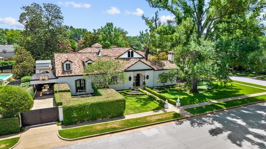 1920 S Chilton Ave