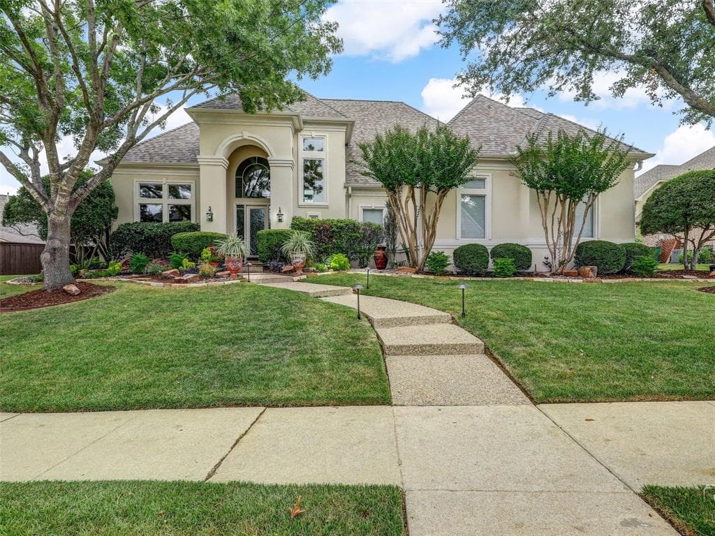 803 Lake Creek Dr