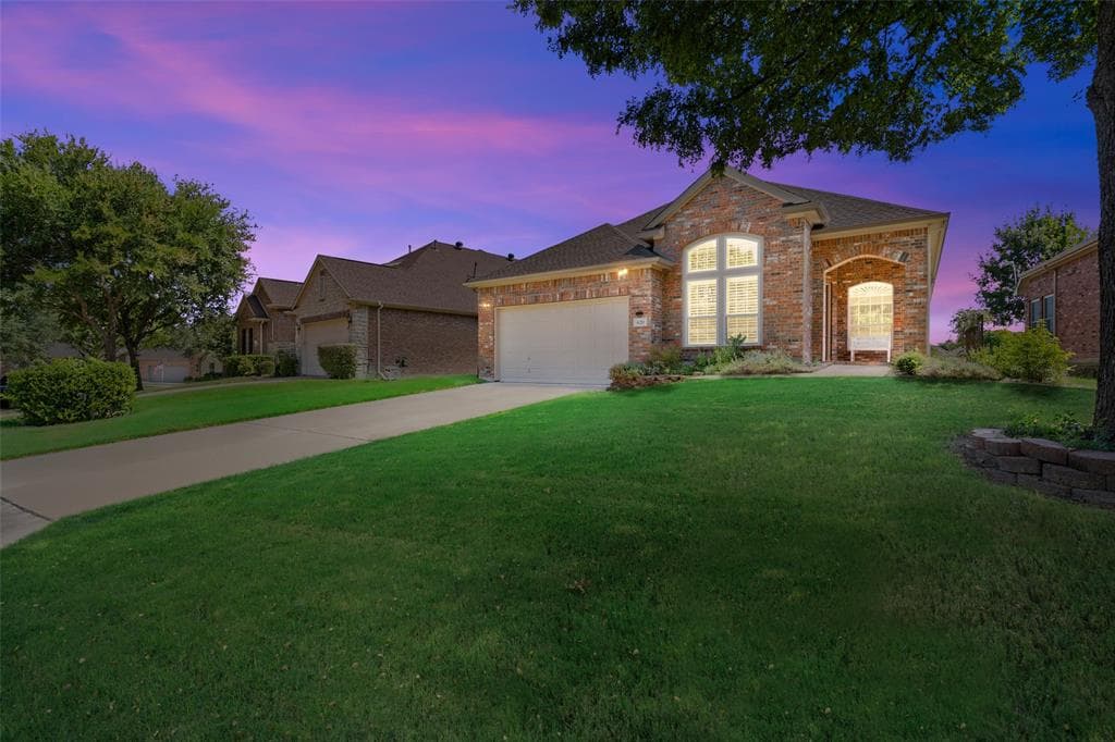 420 Saddleback Dr