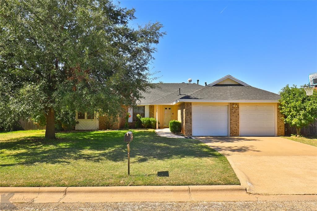 842 Alisons Way