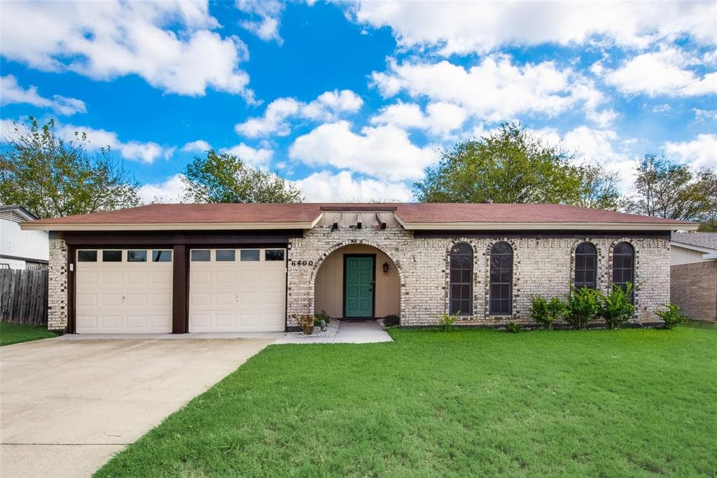 Main property image
