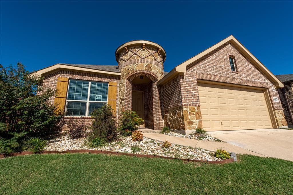 936 Deer Valley Dr