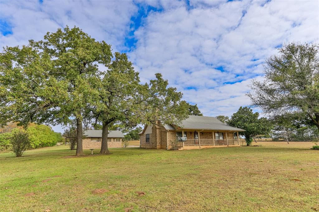1887 County Road 121