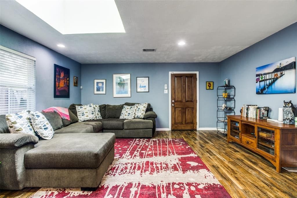 Gallery image 3