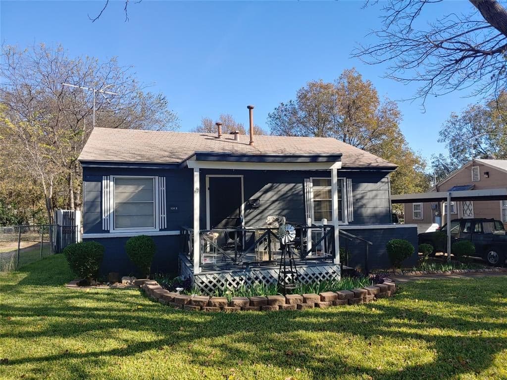 1312 Greenbrier Dr