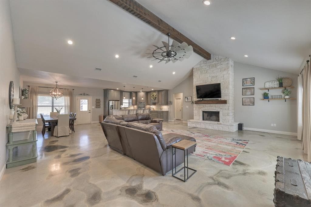 1246 County Road 4698