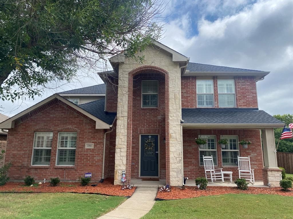 1700 Zavala Dr