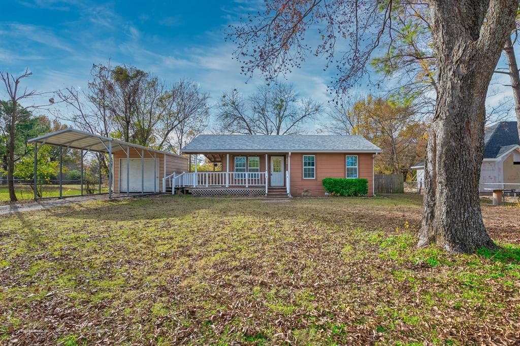 430 Oak Leaf Trl