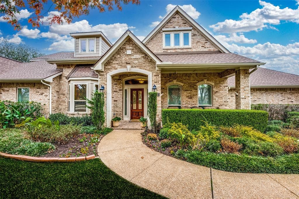 Main property image