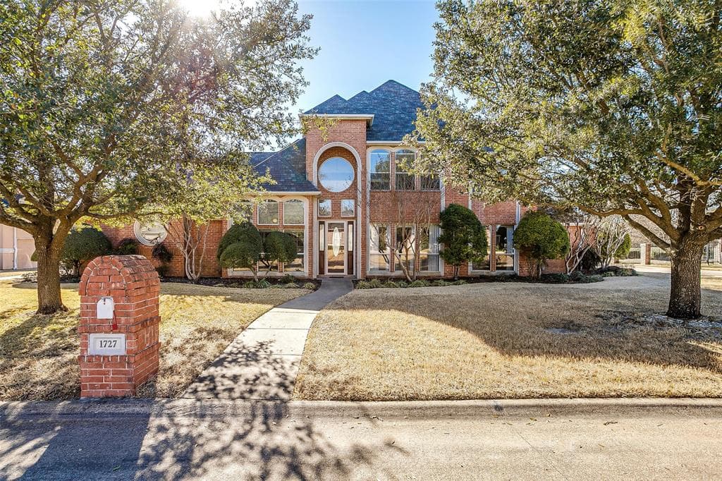1727 Richlen Way