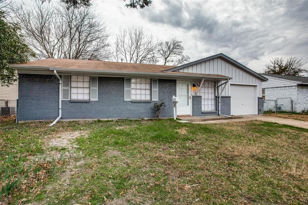 217 E Coral Way
