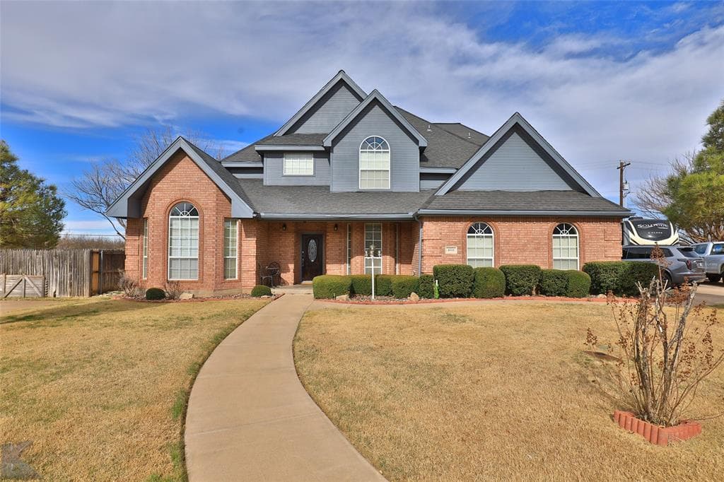 4018 Cougar Way