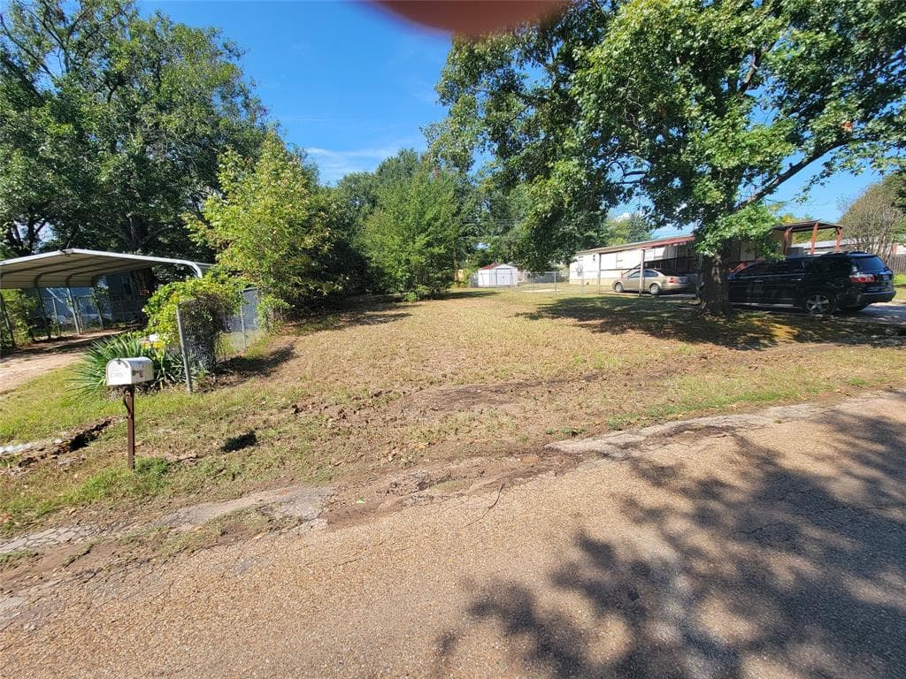 107 Oxbow St