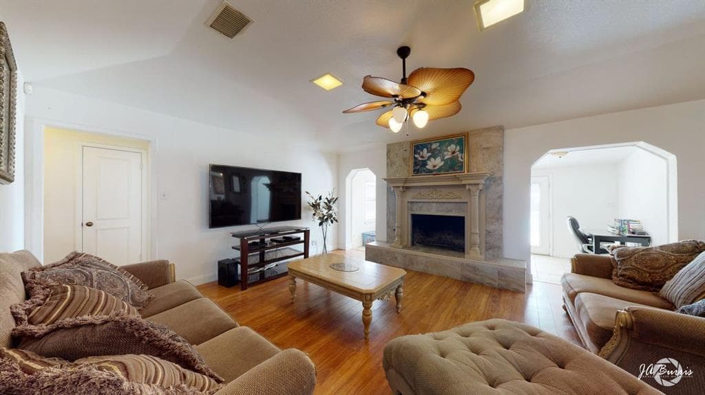 Gallery image 5
