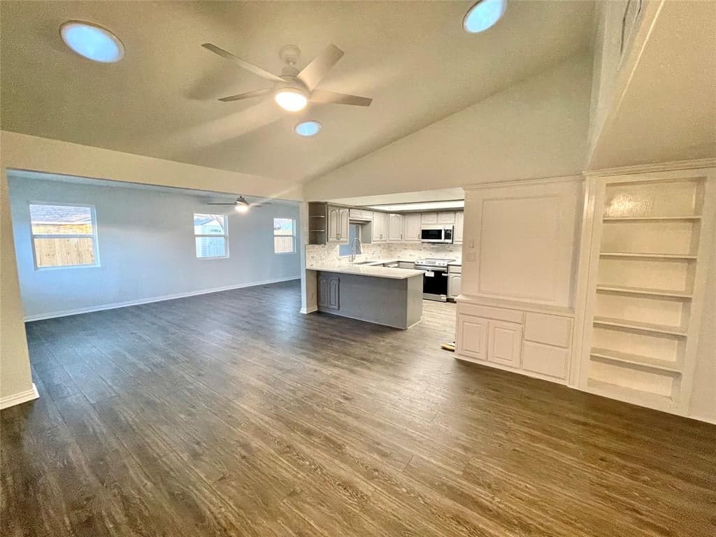 454 Oak Ridge Pl