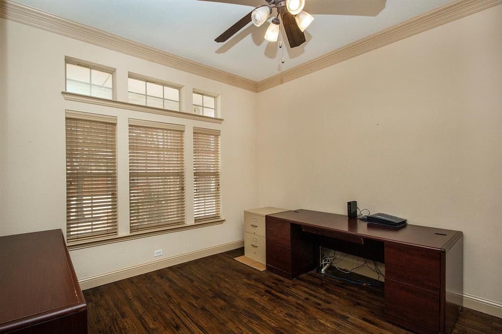 Gallery image 4
