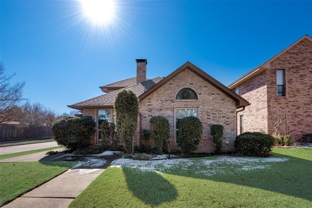 1466 Homestead Ln
