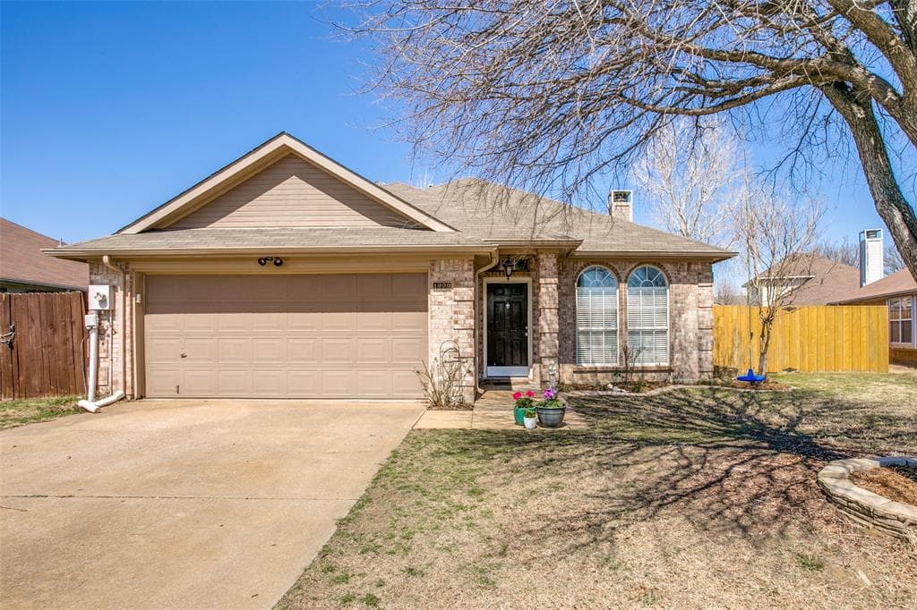 1229 Buehler Ct