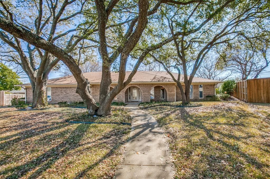11 Walnut Creek Pl