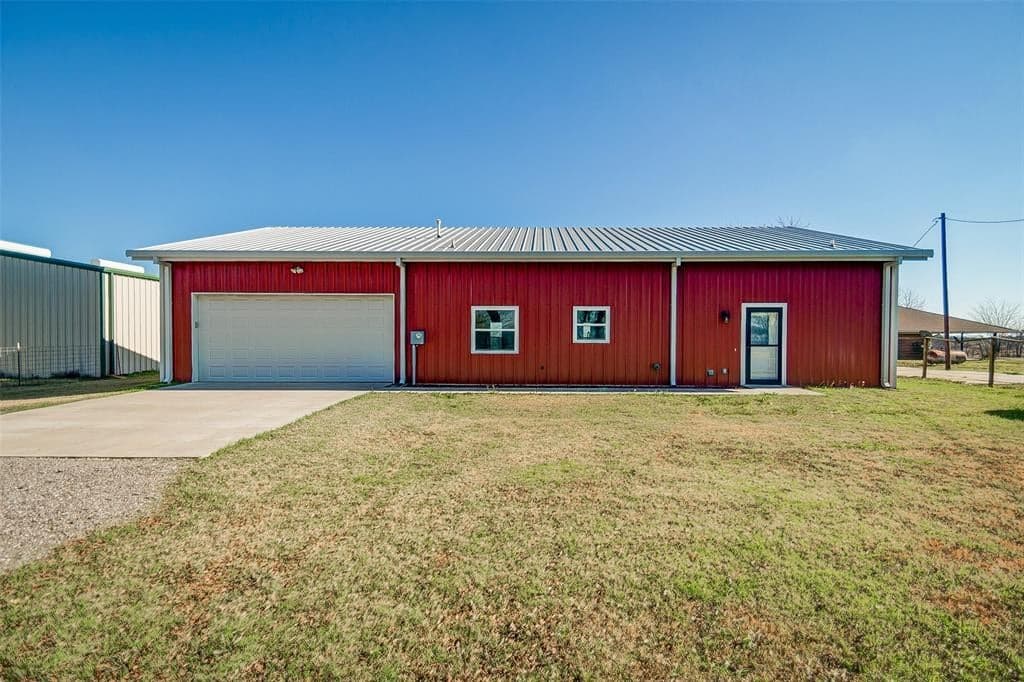 2290 Old Southmayd Rd