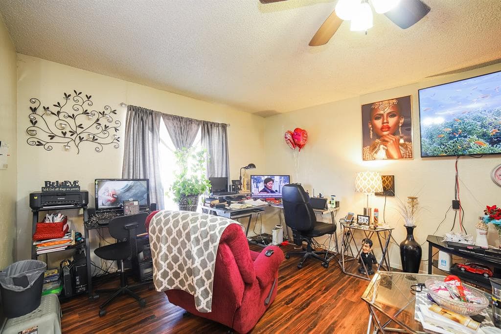 Gallery image 3