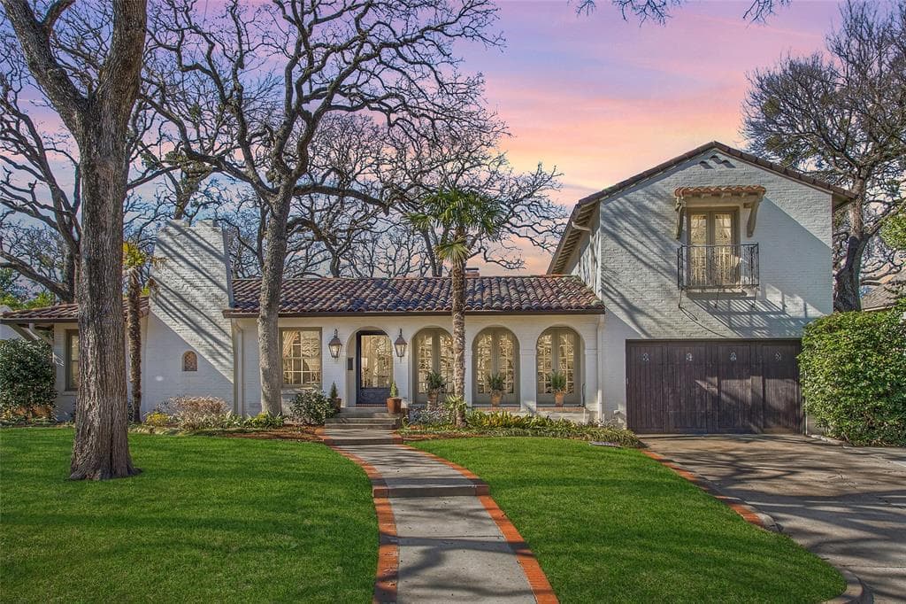 505 Eastwood Ave