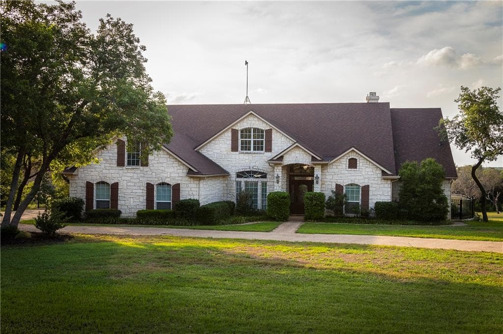 2235 Austin Hines Dr