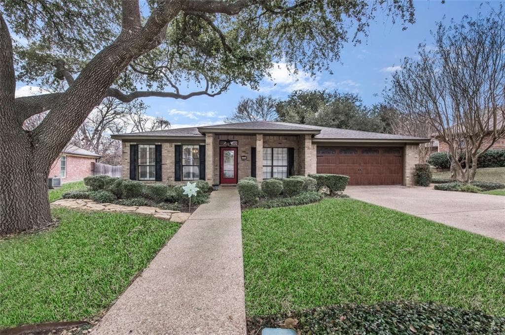 3508 Timberleaf Cir