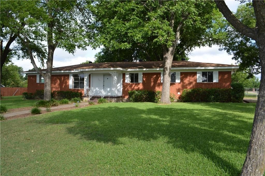 301 Ferguson Dr