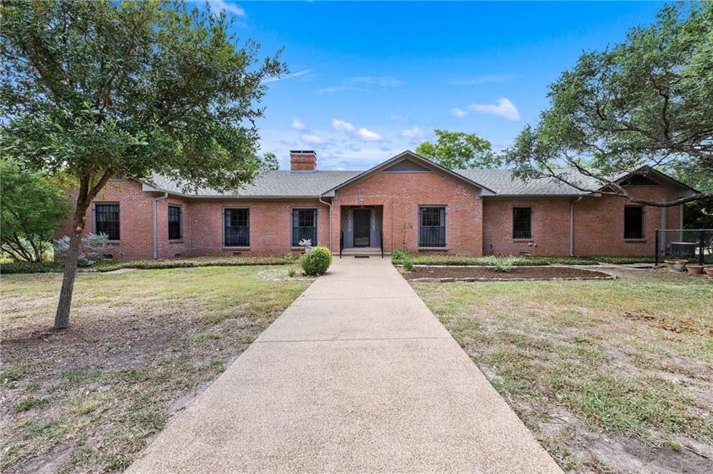 6004 Flat Rock Rd Fl At