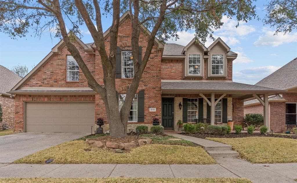 316 S Village Dr
