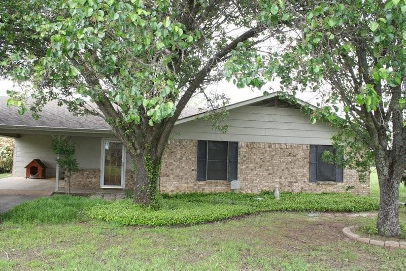 100 County Road 2095