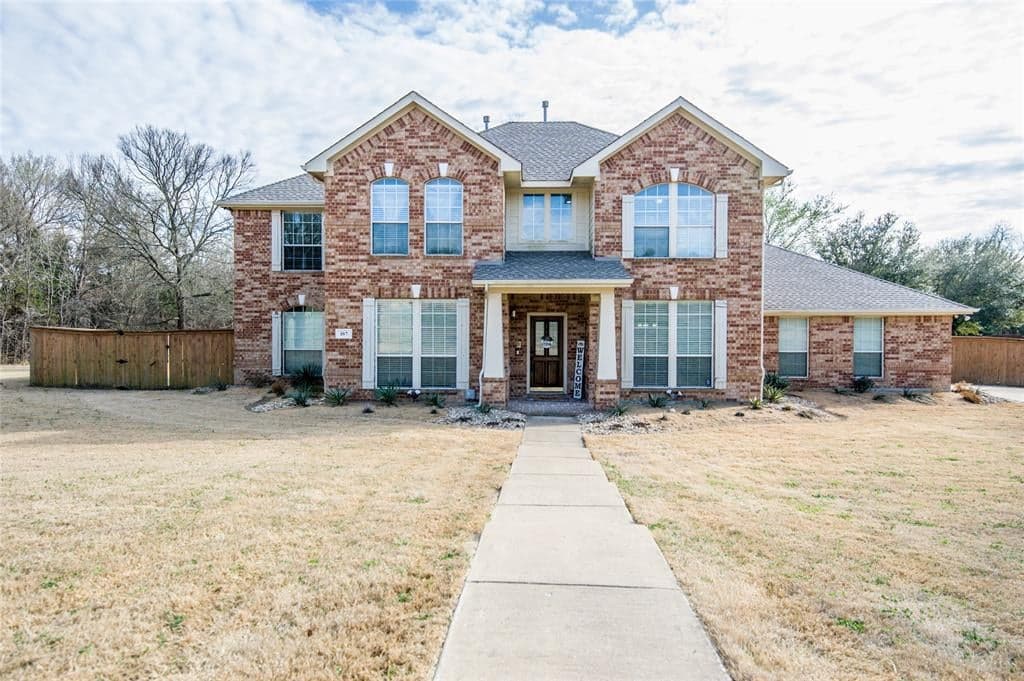 107 Shady Trail Ln