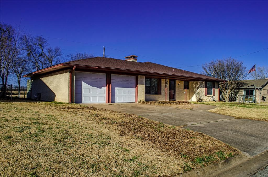 517 Oxford Dr