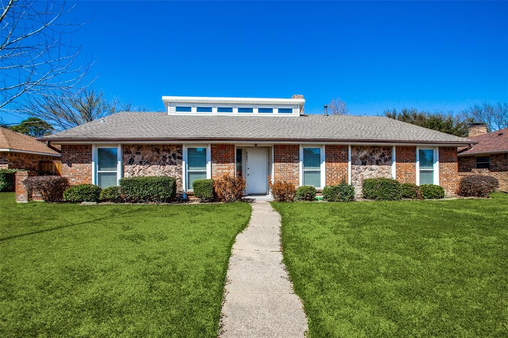 4621 Elderberry Dr