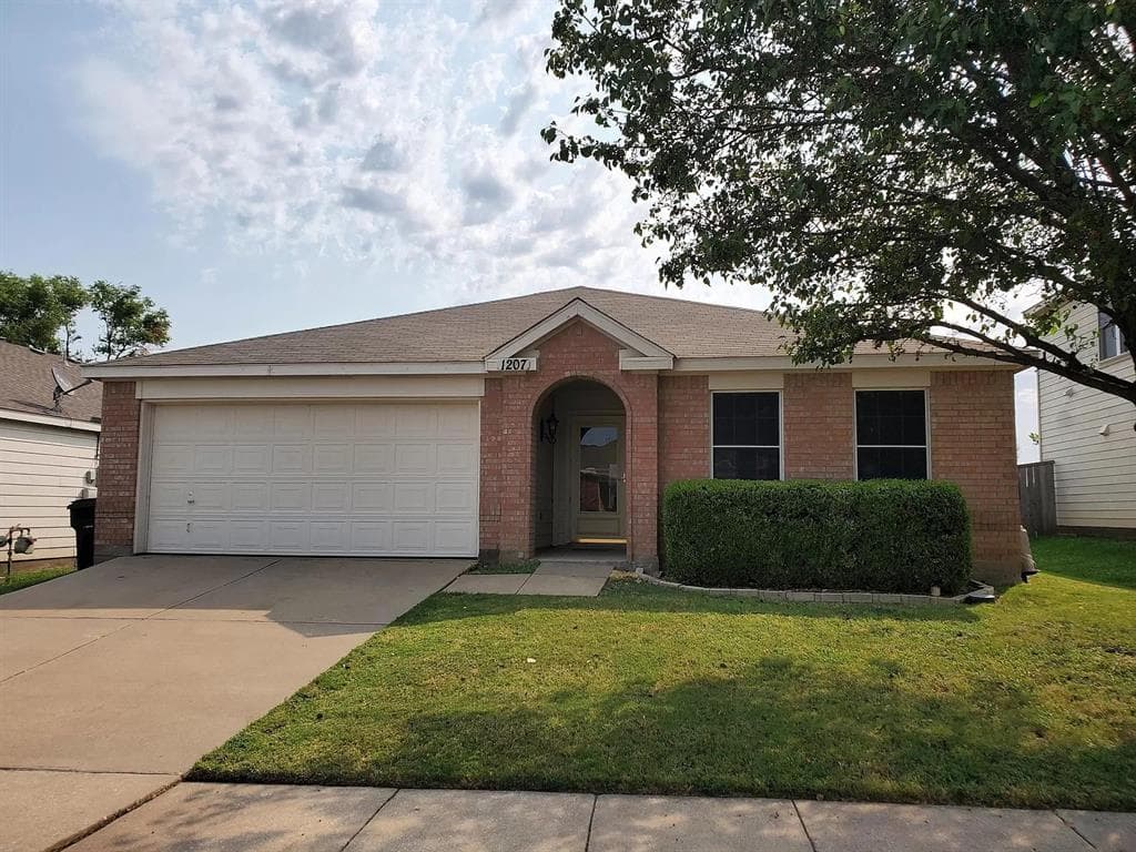 1207 Mallard Dr