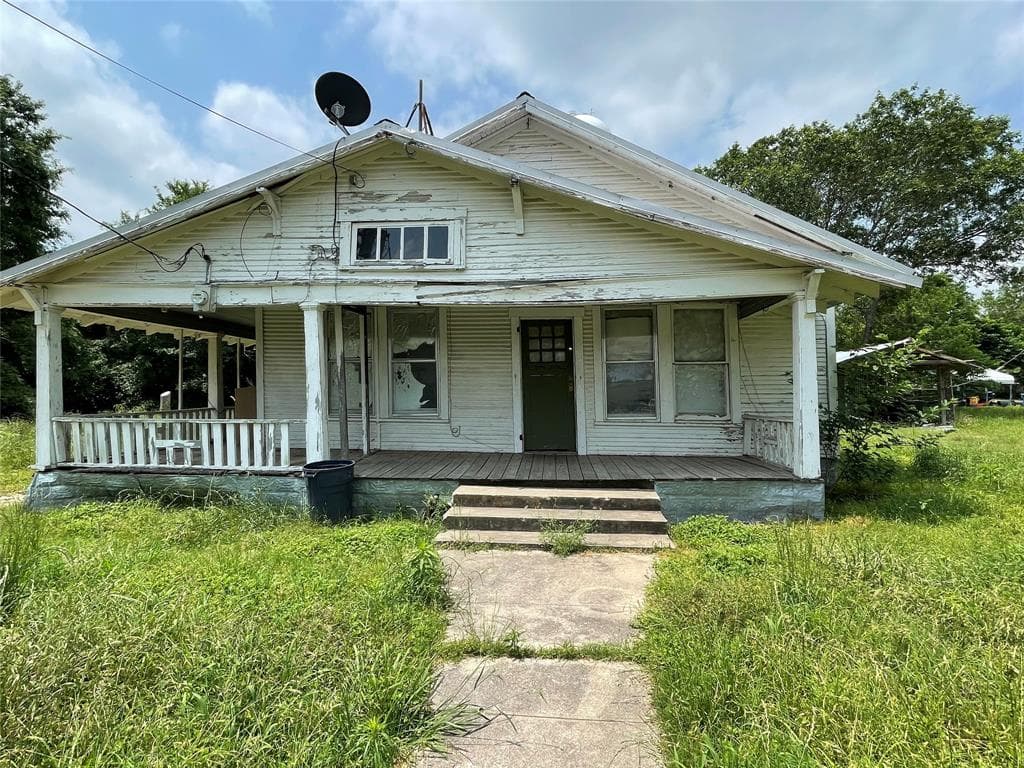 103 N Tyler Ave