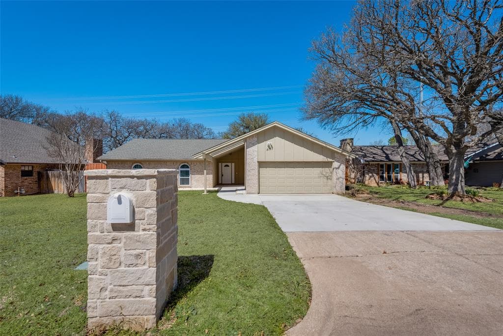 Main property image