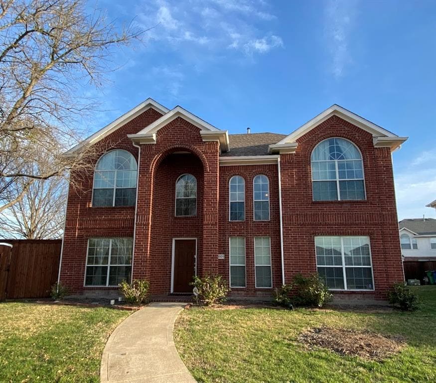 5001 Crossvine Ln