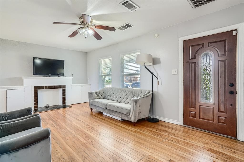 Gallery image 2