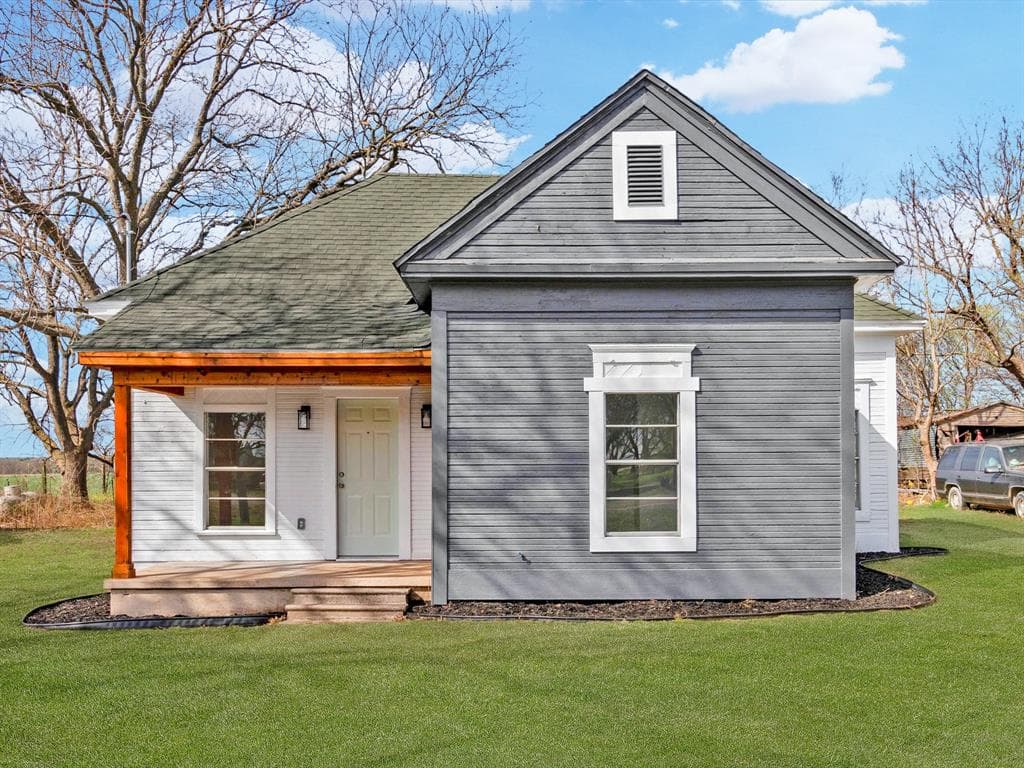 706 Harrel Ave
