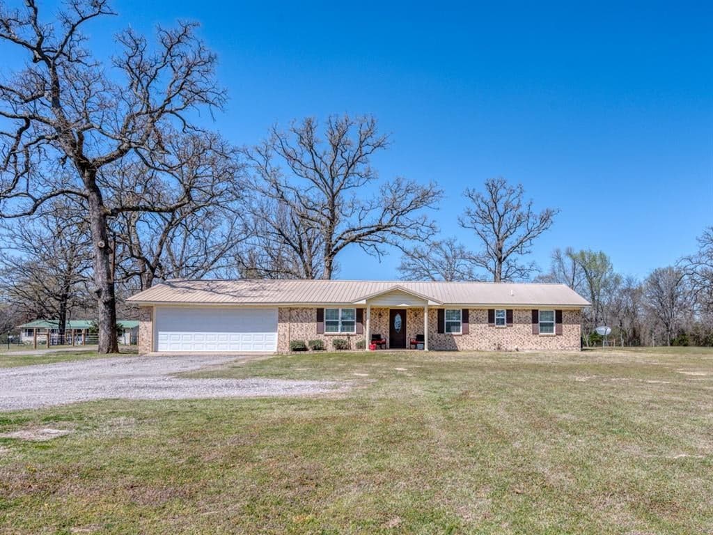 464 County Road 2370