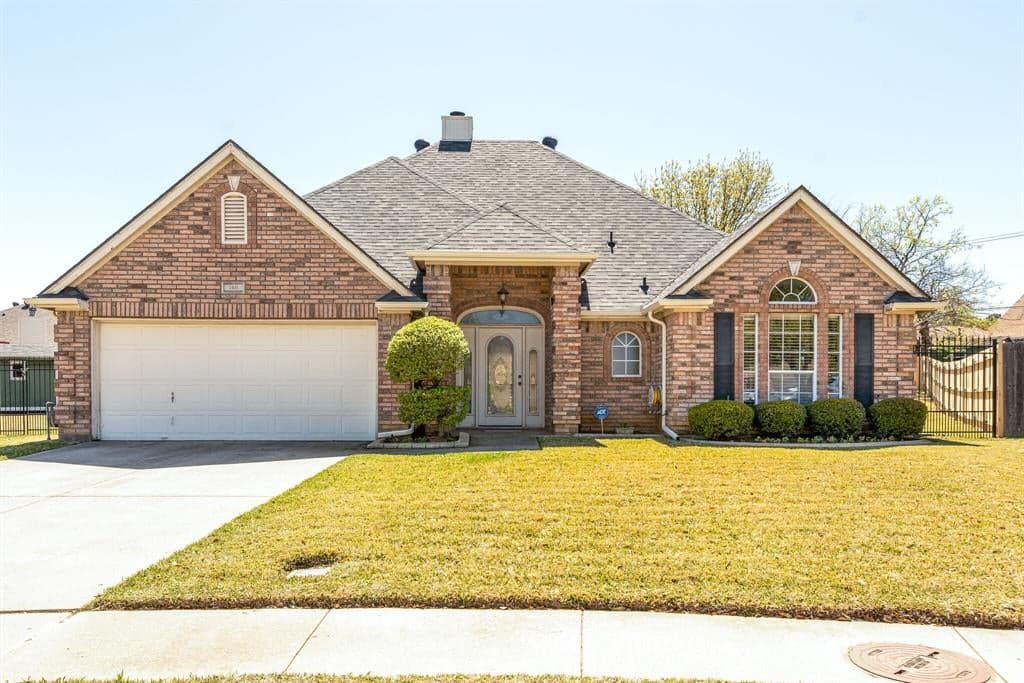 1411 Calais Ct