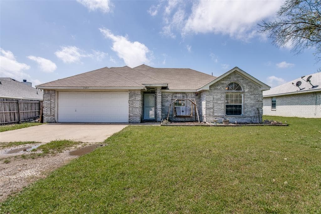 2097 Griffith Rd