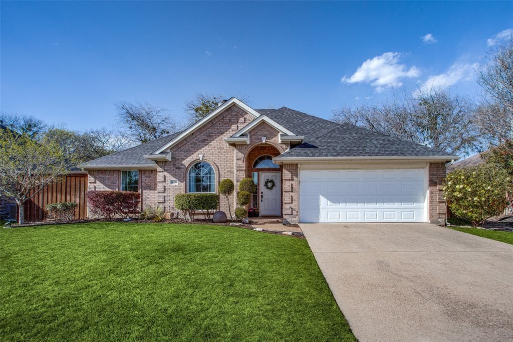 10208 Joy Dr