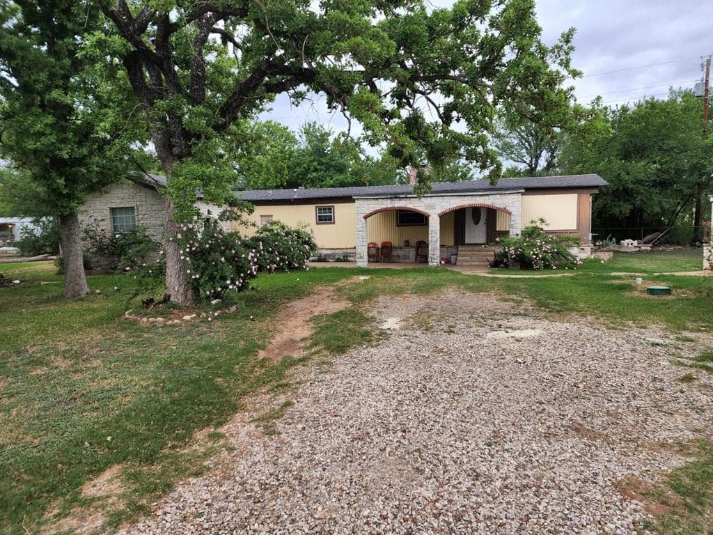 3006 Mesquite Dr