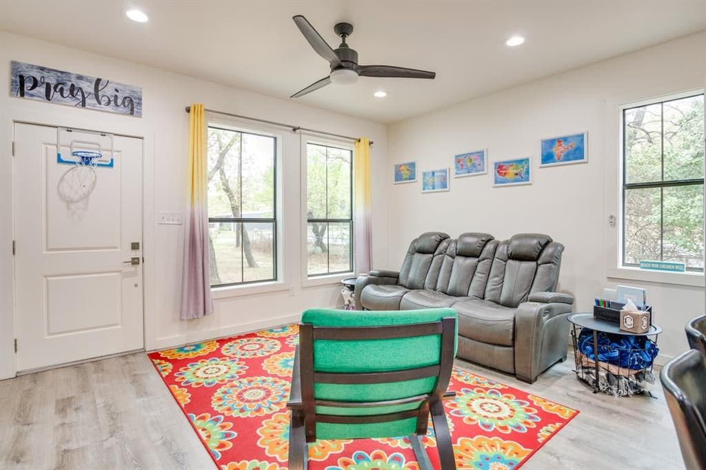 Gallery image 3