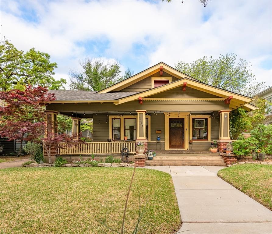 335 S Rosemont Ave